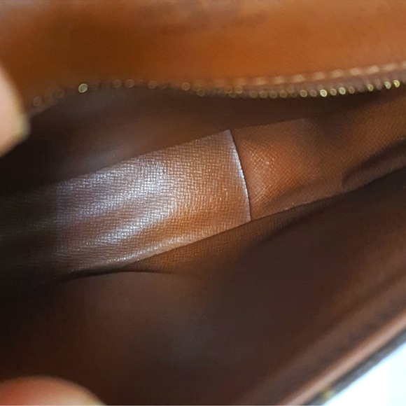 Louis Vuitton Chantilly Crossbody Bag - Picture 6 of 14